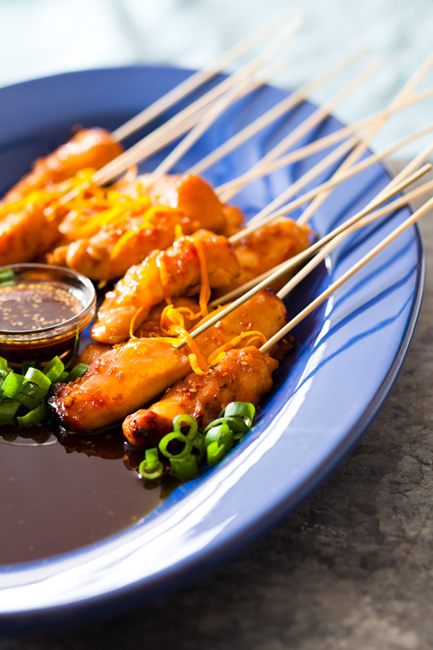 Sesame ginger chicken satay 